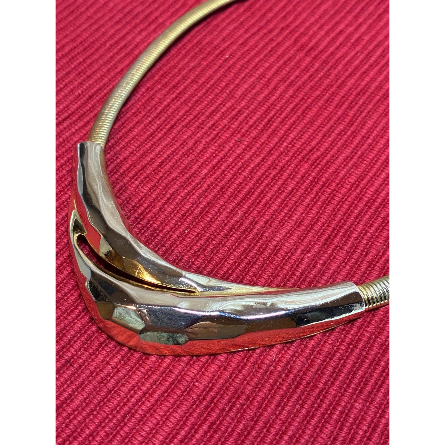 Vintage 1980s Gold Tone Flat Snake Chain Statement Necklace | Faceted Modernist Collar 17”