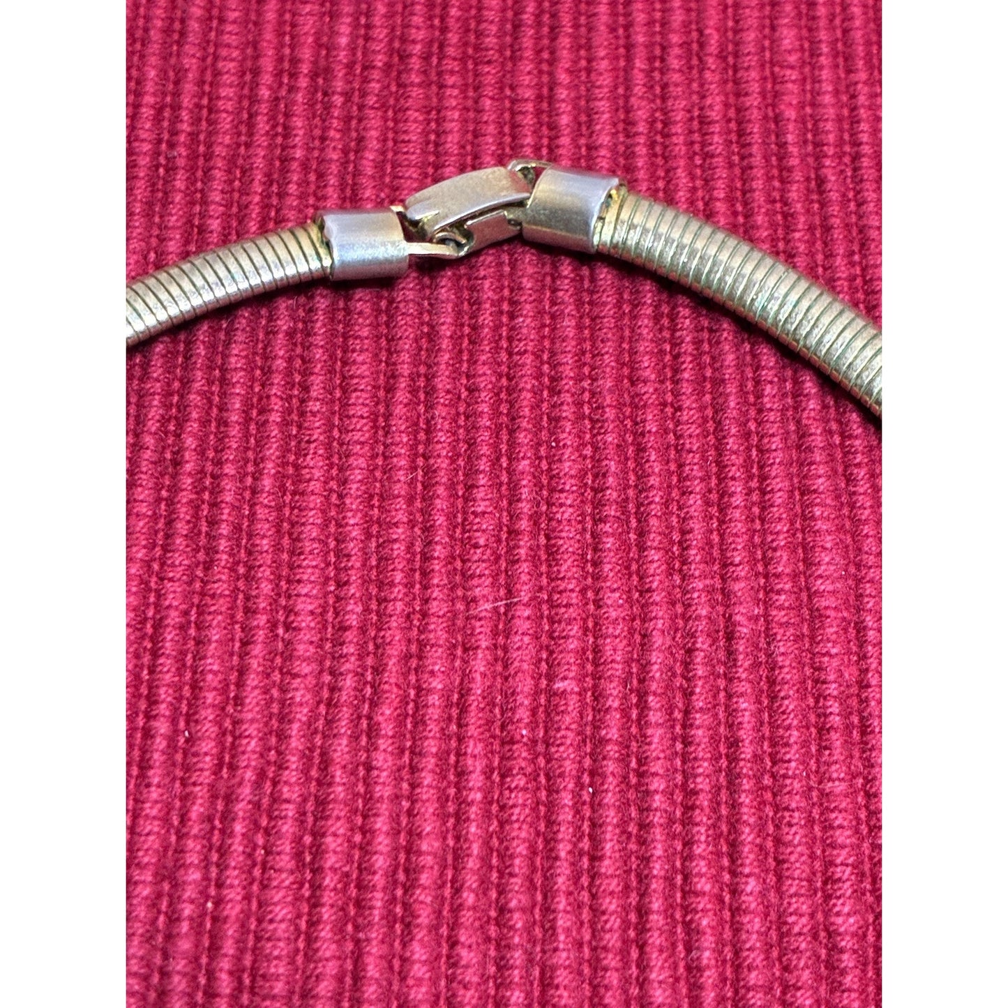Vintage 1980s Gold Tone Flat Snake Chain Statement Necklace | Faceted Modernist Collar 17”